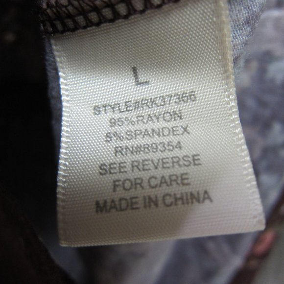 NWT Ultra Flirt Women's SS Print/Velvet Trim Top - Picture 4 of 5